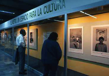 Exhibit at Mexico City's metro